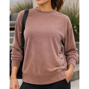 ATHLETA Retroplush Velvet Crew Neck Sweatshirt Womens XS Brown Buttons Retro